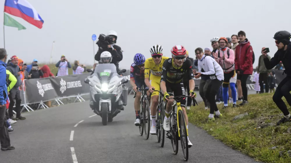 Orjak Savojskih Alp ostaja zaklet za favorite