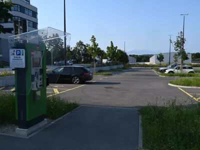 Sončne elektrarne tudi na parkiriščih