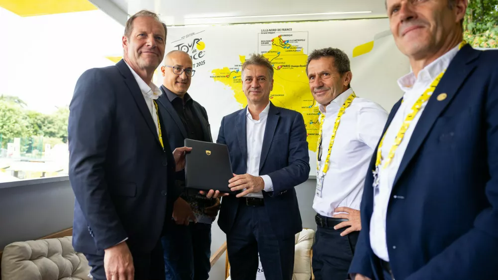 Robert Golob, dirka po Franciji, Foto: Žan Kolman / KPV