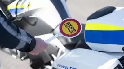 prometni nadzorpolicija - simbolična fotografijaprometna policijavarnost v prometupolicija na motorjihmotoristična policijaprehitri voznikiavtocestna policija08.04.2025 Policijski nadzor, počivališče PovodjeFOTO: Nik Erik Neubauer