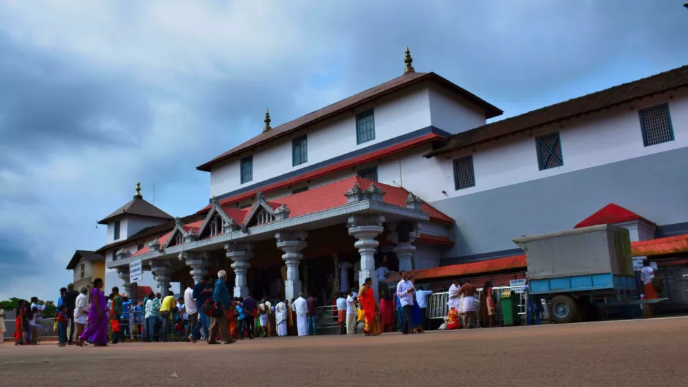 Tempelj Dharmasthala Shiva Temple is an 800-year-old religious institution in the temple town of Dharmasthala in Dakshina Kannada, IndijaFoto: Reuters