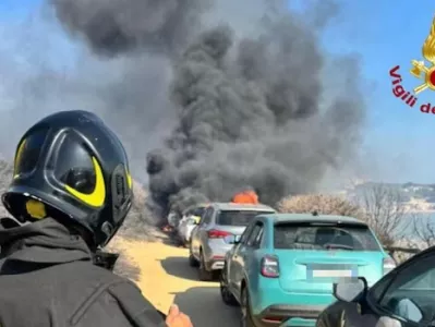 Požari na Sardiniji, Villasimius. Foto: gasilci