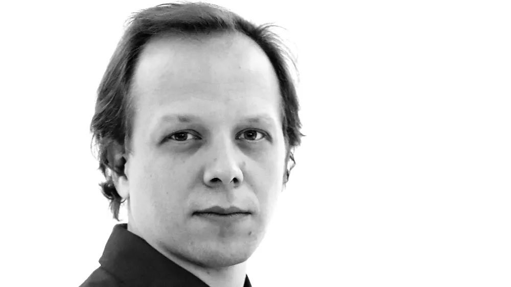 Miha Turk- Redakcija Dnevnik 2024 - portreti za komentarje in kolumne - kolumnisti - komentatorji – novinarji - portret //FOTO: Luka Cjuha