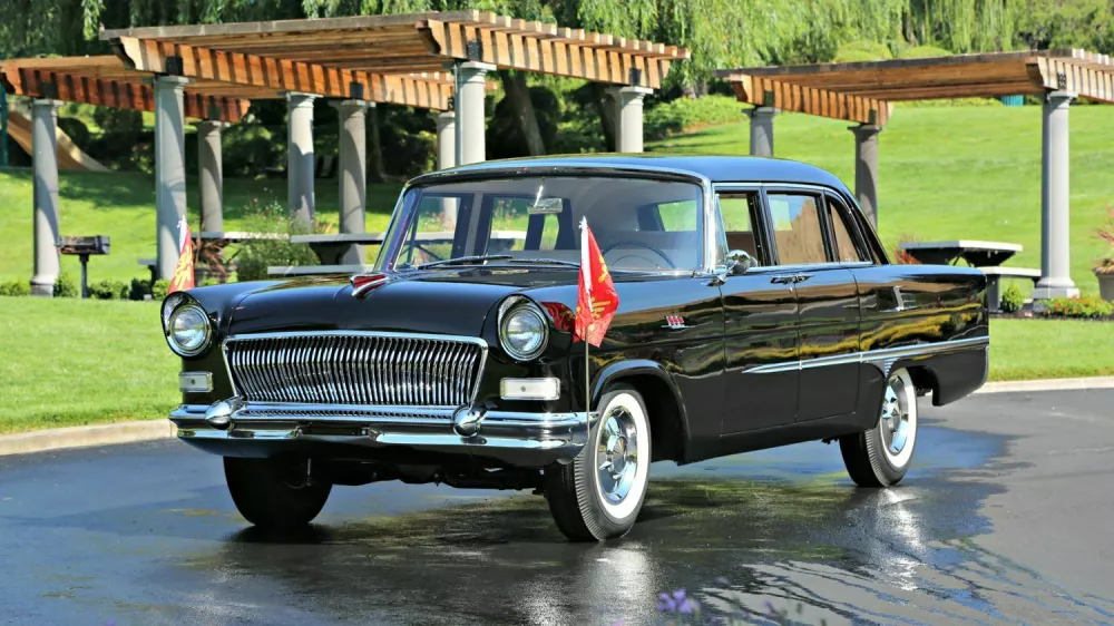 Hongqi CA72: Darilo ob desetletnici komunizma