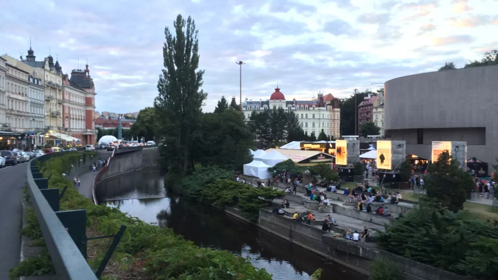 ﻿pustina, wasteland, miniserija, karlovy Vary