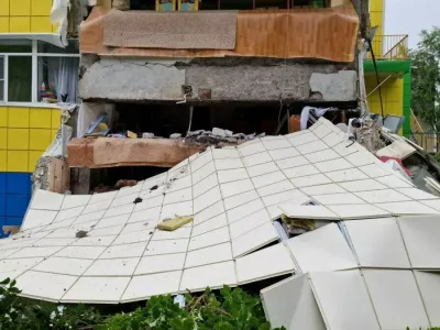 A kindergarten damaged by the earthquake is seen in Petropavlovsk-Kamchatsky, Kamchatka Krai, Russia in this screen grab from a Handout video July 30, 2025. Administration of the Governor of Kamchatka Krai/Handout via REUTERS THIS IMAGE HAS BEEN SUPPLIED BY A THIRD PARTY. NO RESALES. NO ARCHIVES. MANDATORY CREDIT Verified by: Building, road layout, and building exteriors match file and satellite imagery Date confirmed by the corroborating local reports and official statements