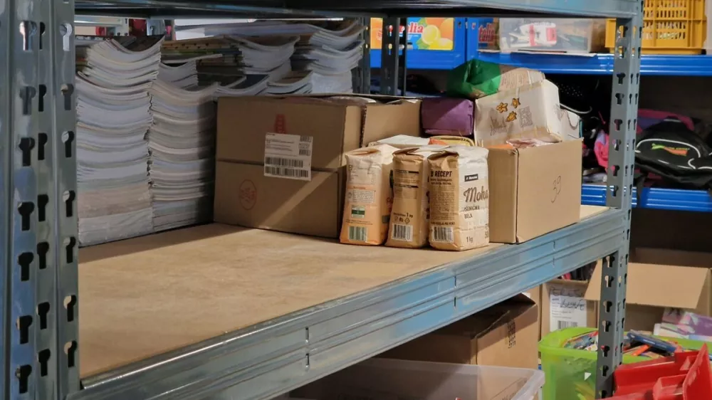 pomoč, hrana, prazne police, Zveza Anita Ogulin