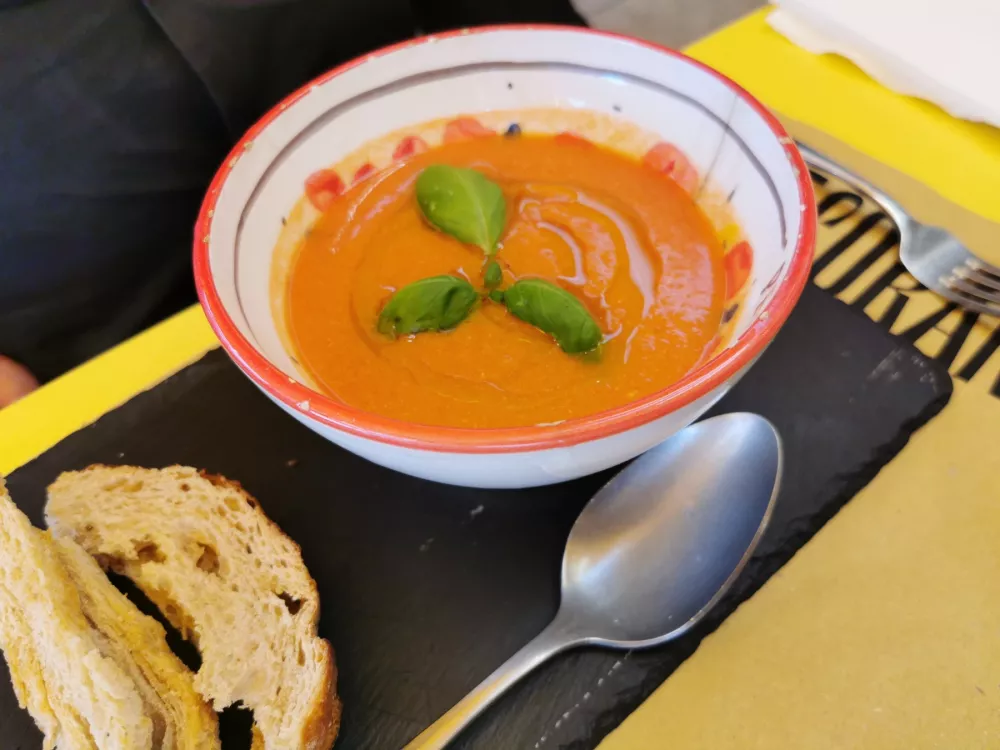 Hladna juha gazpačo 