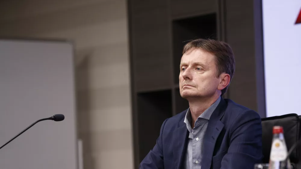 16, May, 2023, Belgrade - The President of the Republic of Serbia and the President of the Serbian Progressive Party, Aleksandar Vucic, held a media conference after the party's presidency. Darko Glisic. Photo: Amir Hamzagic/ATAImages16, maj, 2023, Beograd - Predsednik Republike Srbije i predsednik Srpske napredne stranke Aleksandar Vucic je odrzao konferenciju za medije nakon predsednistva stranke. Photo: Amir Hamzagic/ATAImages Photo: Amir Hamzagic/ATA Images/PIXSELL