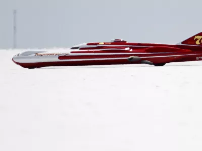 Ferguson Racing's streamliner race car makes a run during the first day of the 63rd annual Bonneville SpeedWeek on the Bonneville Salt Flats outside Wendover, Utah, August 13, 2011. Hundreds of drag race cars will attempt to set land speed records during the course of the week.. REUTERS/Jim Urquhart (UNITED STATES - Tags: SPORT MOTOR RACING SOCIETY)