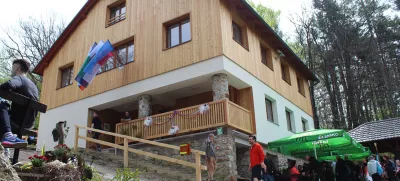 Vajeti na Resevni začasno prevzeli planinci