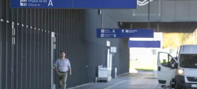 31.10.2024 - Letališče Jožeta Pučnika Ljubljana - Fraport Slovenija Upravljavec ljubljanskega letališča.FOTO: LUKA CJUHA