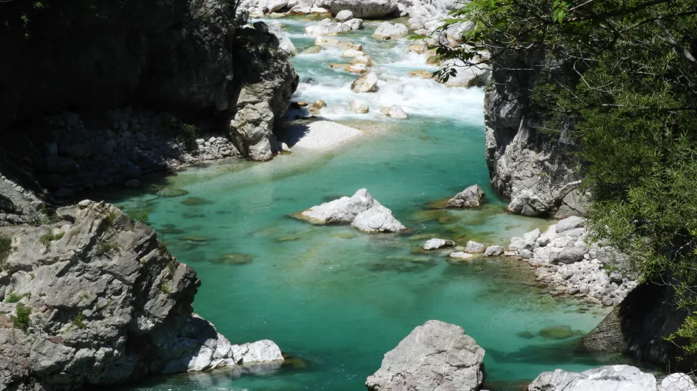 ﻿juliana pot, Soča