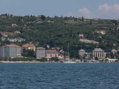 ﻿- 31.07.2018 - Piranski zaliv - turizem - Portorož Hoteli Bernardin //FOTO: Luka Cjuha