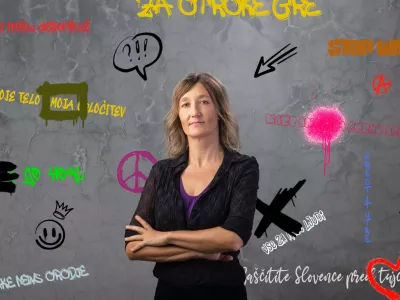 Mojca Pajnik, komunikologinja, profesorica na FDV in raziskovalka na Mirovnem inštitutu,