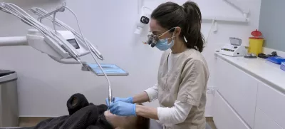 Otrok pri zobozdravniku