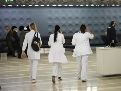  - 09.01.2024 – opozorilna stavka zdravnikov in zobozdravnikov - zdravniki in zobozdravniki zaradi neuresničenih zavez vlade iz že sklenjenih sporazumov opozorilno stavkali. protest //FOTO: Nik Erik Neubauer 