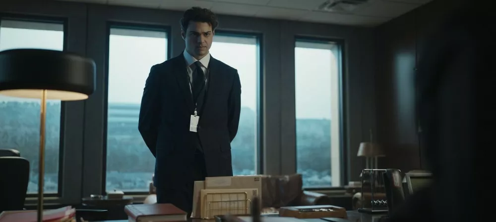 THE RECRUIT, Noah Centineo, Y.N.A.H.Y.A.L.', (Season 2, ep. 201, aired Jan. 30, 2025).,Image: 961947775, License: Rights-managed, Restrictions: Please credit ©Netflix/Courtesy Everett Collection, Model Release: no