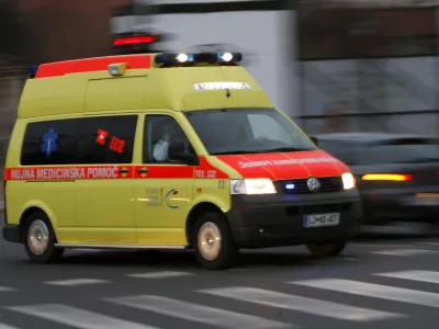 reševalno vozilo, urgentno vozilo, rešilec, KC, \ FOTO: Matej PovšeOPOMBA: ZA OBJAVO V ČASOPISU DNEVNIK