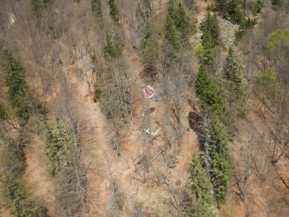 Strmoglavljenje ultralahkega letala na Mangartu. 