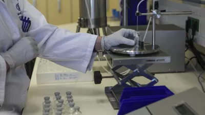 Pri “vlečenju možganov” Boštjančičev ukrep ne pomaga