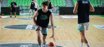 Ljubljana, dvorana Stozice.Trening moske clanske kosarkarske reprezentance v okviru priprav na evropsko prvenstvo.Kosarkar Mark Padjen.