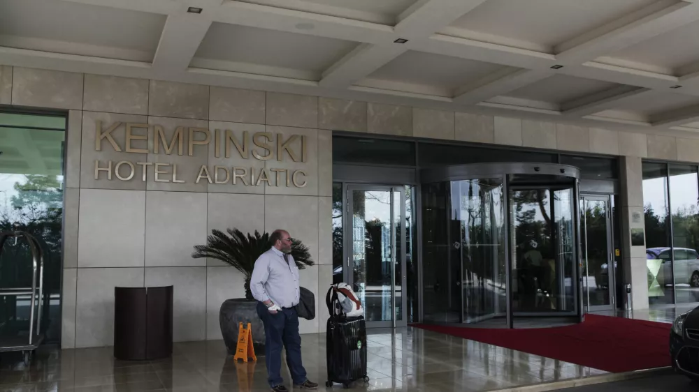 ﻿- Kempinski Hotel Adriatic - Alberi 300 A - - Hrvaška 2014 - Rezidencija Skiper Suites Hotel, Savudrija, Alberi 300, Kempinski luksuzno počitniško apartmajsko naselje - //FOTO: Luka Cjuha