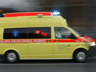 reševalno vozilo, urgentno vozilo, rešilec, KC, \ FOTO: Matej PovšeOPOMBA: ZA OBJAVO V ČASOPISU DNEVNIK