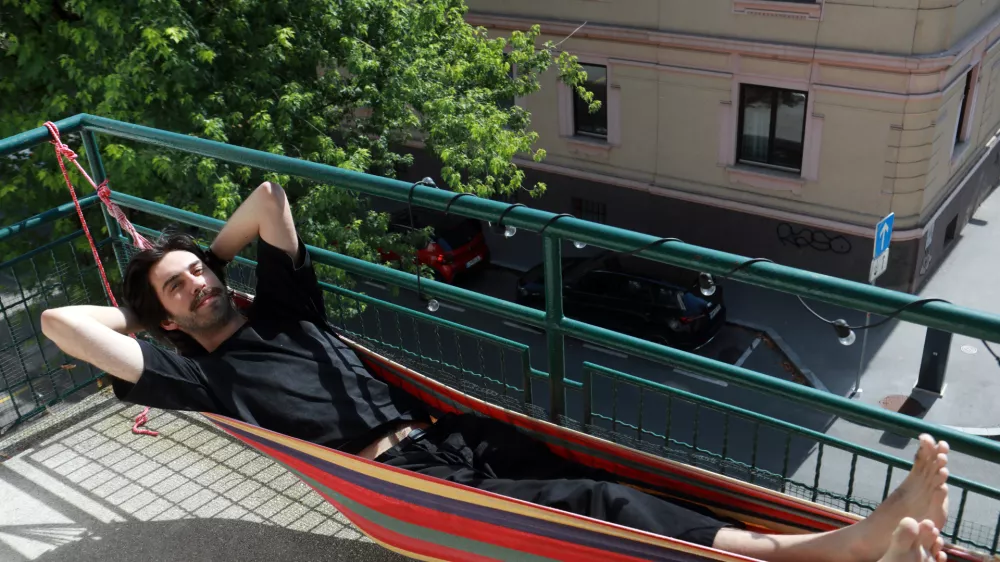 Prvenec Gala Grobovška: Pišem tako, da je smešno meni