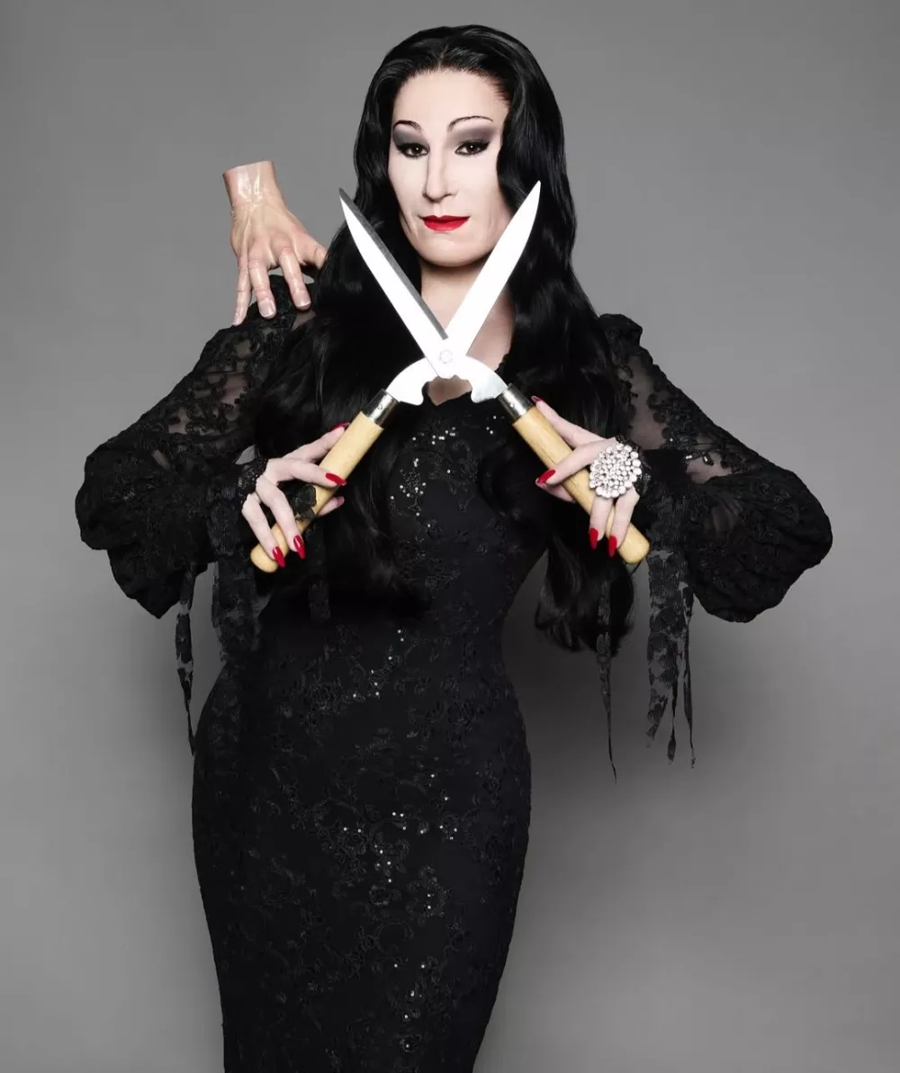 Mojster lažne resničnosti, ki je našel stik z otrokom v sebi