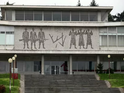 03.05.2010., Beograd, Srbija - Kuca cvijeca, mauzolej u kojem je sahranjen Josip Broz Tito. Kuca cvijeca je u sklopu Muzeja 25. maj. rPhoto: Hajrudin Merdanovic/24 sata