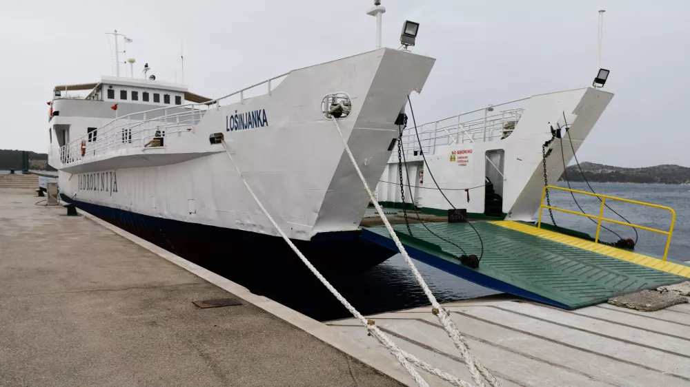 10.02.2024., Sibenik - Zbog jakog juga prekinute brodska trajektna linija prema sibenskim otocima. Photo: Hrvoje Jelavic/PIXSELL