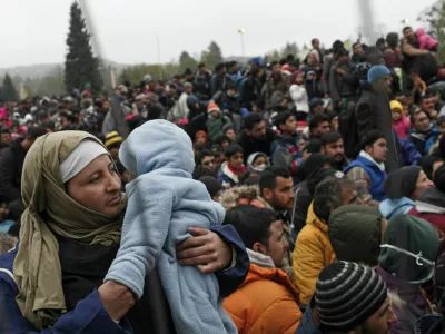 Oktober 2015. Prizor s slovensko - avstrijske meje pri prehodu Šentilj.