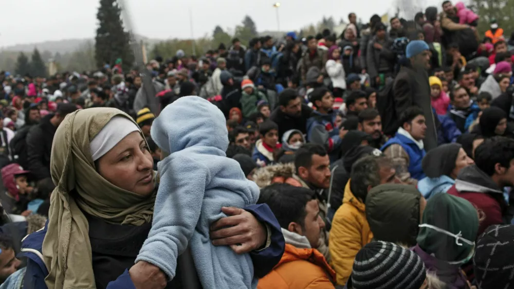 Oktober 2015. Prizor s slovensko - avstrijske meje pri prehodu Šentilj.