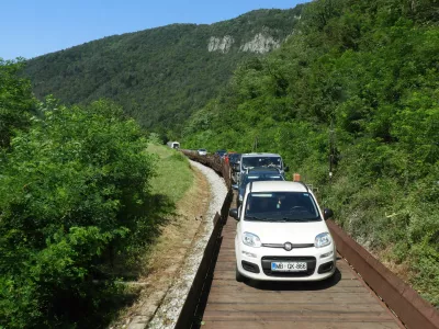 avtovlak baška grapa