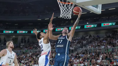 Slovenija brez težav ugnala skromno Veliko Britanijo