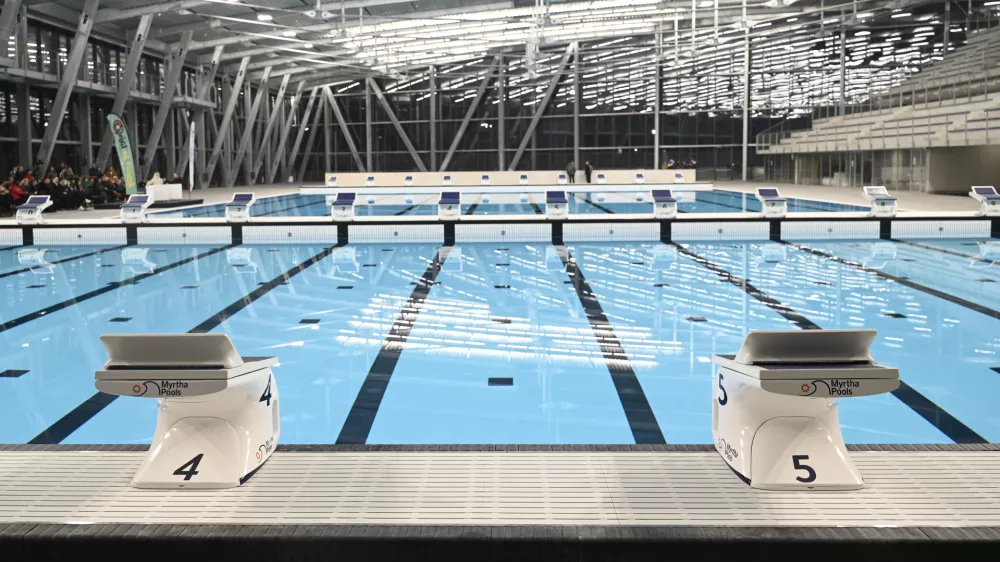 Notranja bazena gresta na redni letni servis