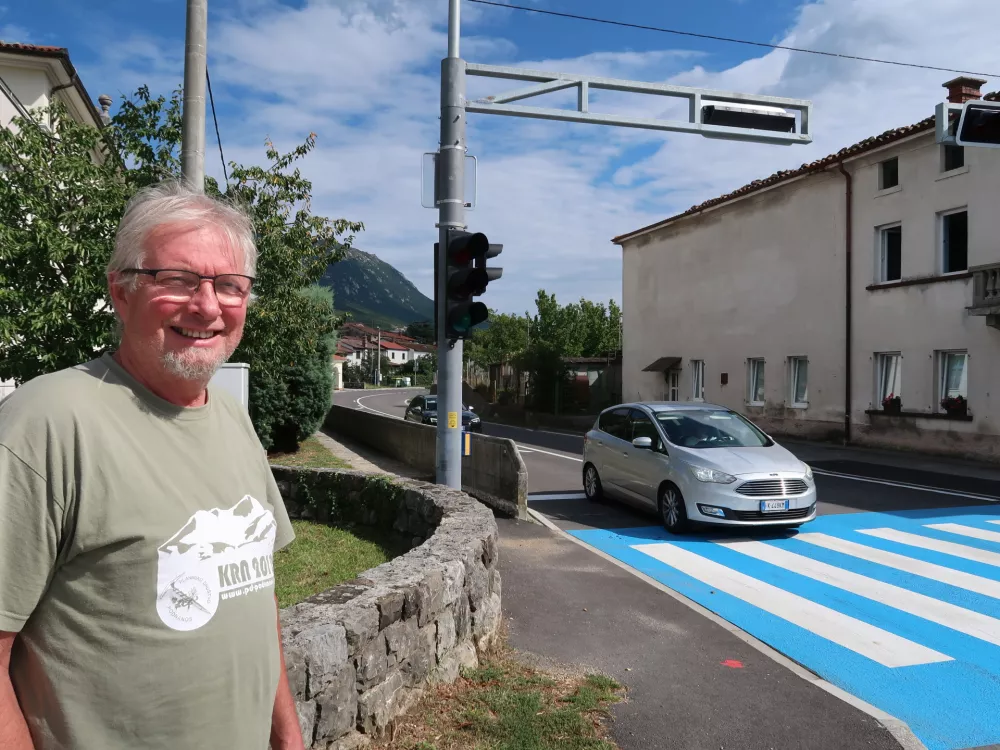 Rebernice, Podnanos, Razdrto, hitra cesta, Lozice, Podraga, kolone, promet / Foto: Nataša Bucik Ozebek