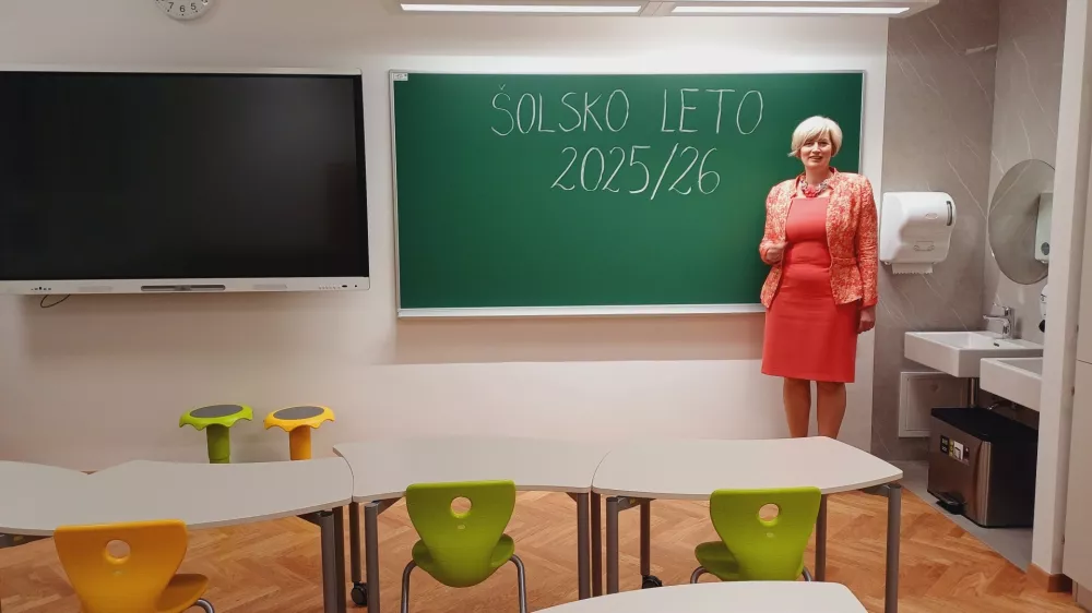 Nazaj v šolske klopi brez prostorske stiske