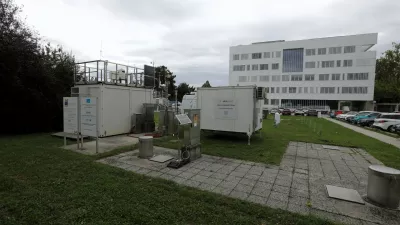 16.09.2024 - Arso merilna postaja čistega zraka na Vojkovi uliciFoto: Luka Cjuha