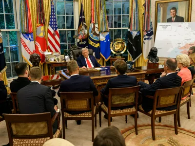 Bela hiša, Trump, ovlana pisarna, oval office