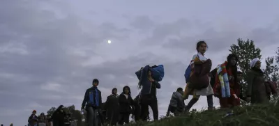 ﻿- 23.10.2015 - Slovenija - slovensko-hrvaška meja - Rigonce- Begunci 2015 - migracije po zahodni balkanski poti - migracijskapot beguncev iz Sirije, Afganistana in Iraka čez Balkan proti zahodniEvropi - evropska begunska kriza - migranti -///FOTO: Jaka Gasar