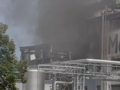 - 12.05.2022 – Kočevje – požar - eksplozija v kemični tovarni Melamin - razneslo kotel v proizvodnji - poškodovanih več kot dvajset oseb, dve osebi huje opečeni //FOTO: Bojan Velikonja