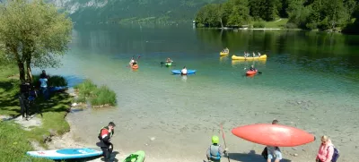 ﻿Majski protest proti bohinjskemu plovbnemu režimu, Bohinj, Bohinjsko jezero