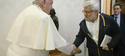 **NO LIBRI** Italy, Rome, Vatican, 2024/10/17.Pope Francis receives in private audience Mrs. Ehud Olmert, former Prime Minister of Israel; Nasser Al-Kidwa, former Foreign Minister of Palestine; Gershon Baskin, and Samer Sinijlawi at the Vatican. Photograph by VATICAN MEDIA / Catholic Press Photo (Photo by VATICAN MEDIA / ipa-agency.net/IPA/Sipa USA)No Use United Kingdom. No Use Italy.