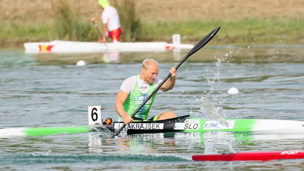 Jošt Zakrajšek, kajak na mirnih vodah