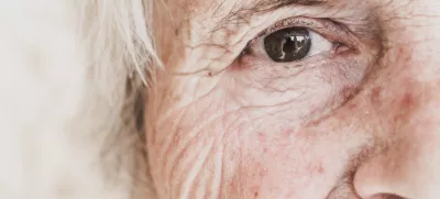 Čas se na vsakem od nas kaže nekoliko drugače. / Foto: Istock