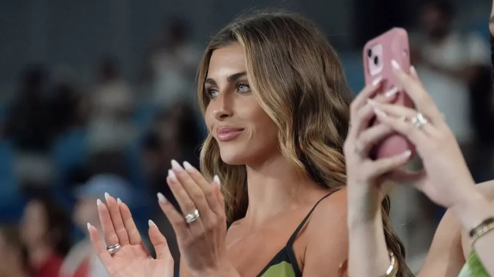 Nekdanja smučarka 27-letna Paige Lorenze je članica močne dekliške skupine in zaročenka teniškega igralca Tommyja Paula. F IG/paigelorenze