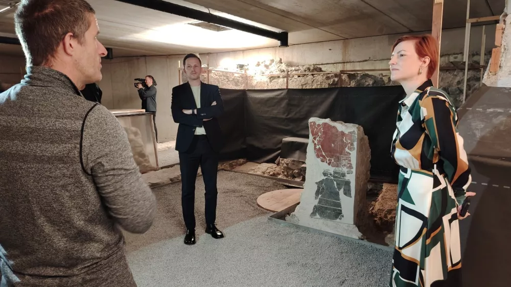 Celjski Pompeji bodo dostopni vsem: »Gre za izjemno odkritje rimske vile s freskami«