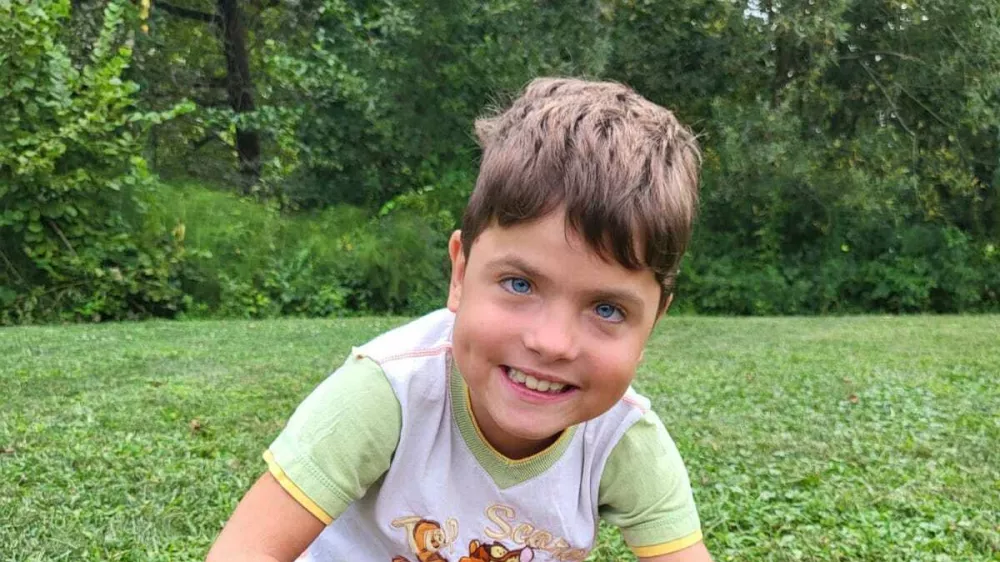 Osemletni Matic se po vrnitvi s Floride veseli začetka šole